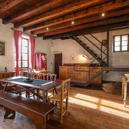 Casa Dei Camini